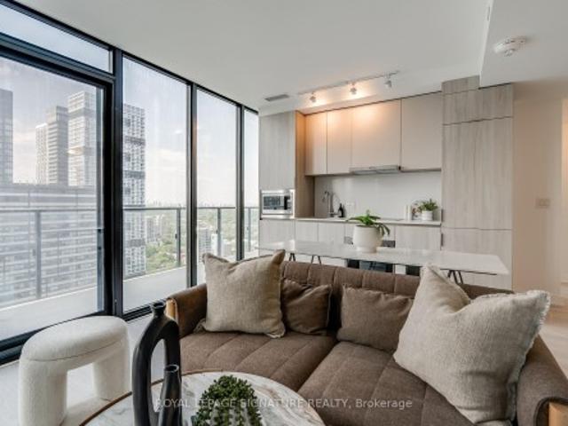 3204 47 Mutual Street, Toronto, ON, M5B 0C6 condo for sale | Listing ID C13561 | Royal LePage