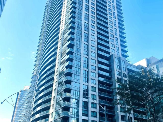 3207 19 Grand Trunk Crescent, Toronto | Sold, C12496 | Condos. Ca
