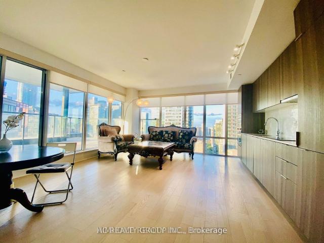 3208 Bay Street, Toronto | Sold, C12766 | Condos. Ca