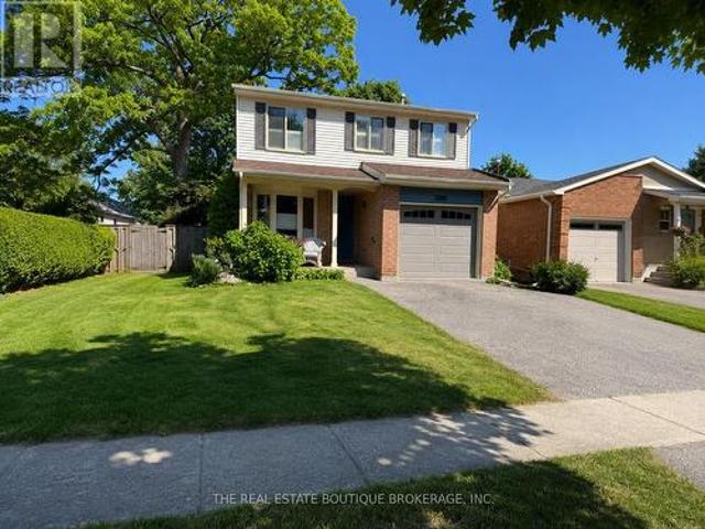 3200 Greenbough Crescent, Burlington, ON, L7M 3B1 house for sale | Listing ID W13440 | Royal LePage