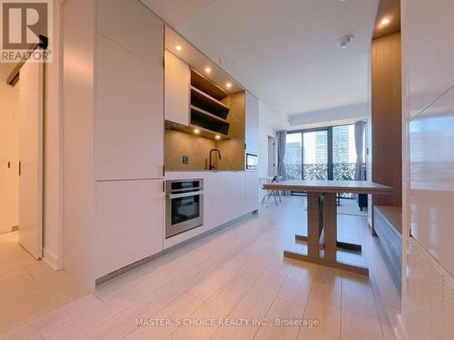 3201 55 Charles Street E, Toronto, ON, M4Y 0J1 lease for lease | Listing ID C13147 | Royal LePage