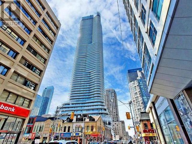 3203 11 Wellesley Street W, Toronto, ON, M4Y 0G4 condo for sale | Listing ID C11917 | Royal LePage