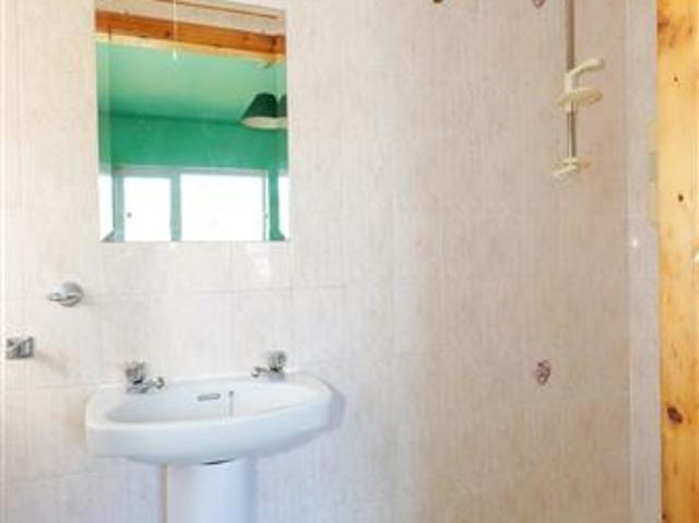 320,000 | 5 Ard Esker, Athenry, Co. Galway Sherry FitzGerald Oranmore 5015 MyHome. Ie Residential