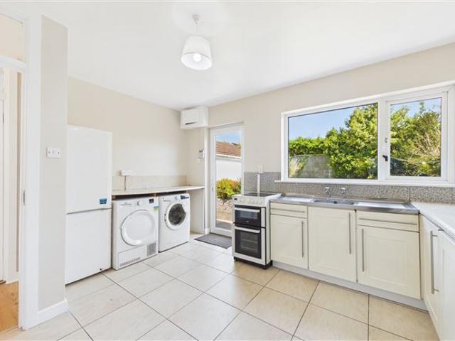 320,000 | 77 Silversprings, Dungarvan, Waterford Liberty Blue Estate Agents 5003 MyHome. Ie Residential