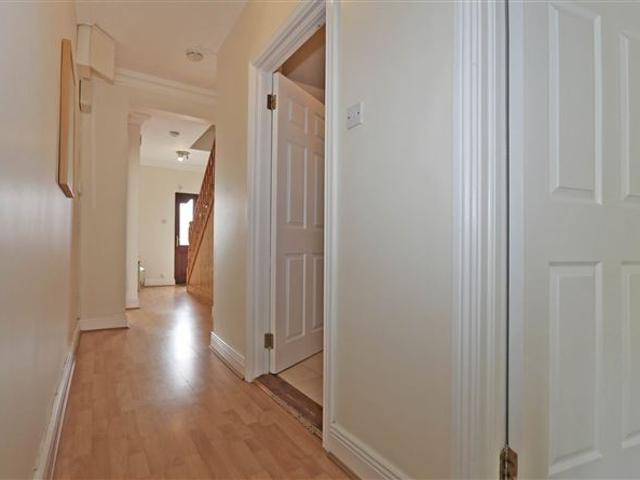 320,000 | 70 Cois Luachra, Dooradoyle, Limerick, County Limerick O'Connor Murphy 5013 MyHome. Ie Residential