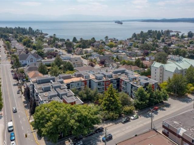 320 1 Esquimalt Rd, Esquimalt, BC, V9A 3P5 Single Family Property For Sale | Listing ID 1042 | Royal LePage