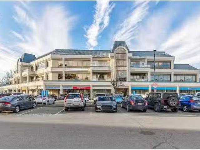 320 31935 South Fraser Way, Abbotsford, BC, V2T 5N7 commerci.