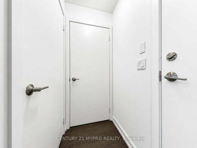 320 555 William Graham Drive, Aurora | 2Beds/2Bath, Condo, $619,000 | Condos. Ca