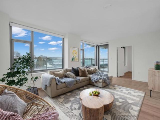 320 755 Harbourside Drive, North Vancouver, BC, V7P 0G1 Single Family Property For Sale | Listing ID R3139 | Royal LePage