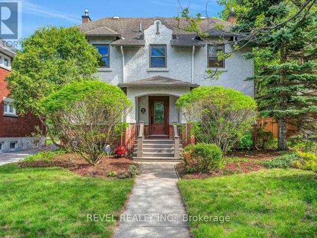 320 Clemow Avenue, Ottawa, ON, K1S 2B8 house for sale | Listing ID X13437 | Royal LePage