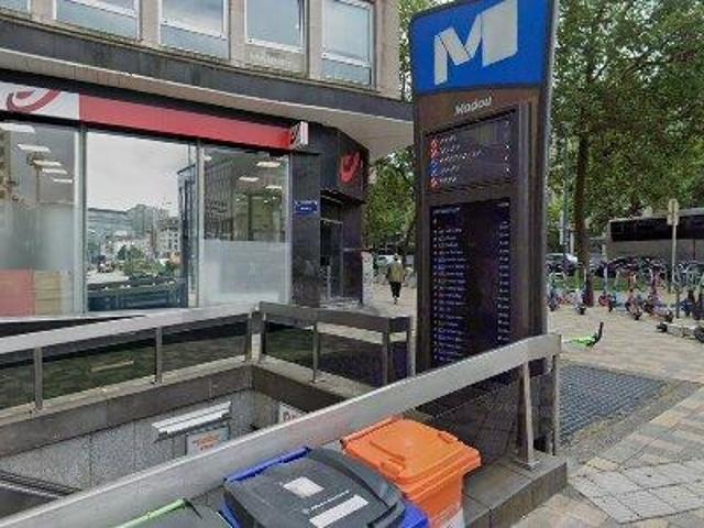 320 m2 office space for rent in Brussels Sint Joost ten Node