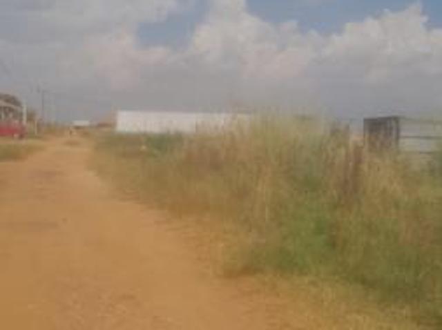 320 m² Land available in Mohlakeng