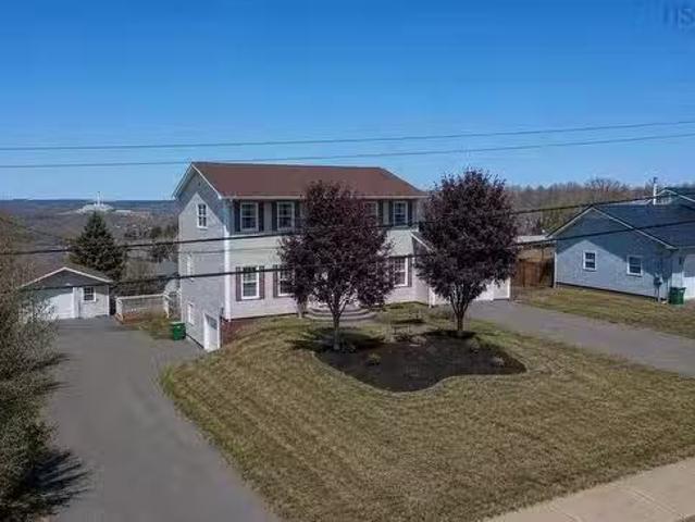 320 Mountain Road, New Glasgow, NS, B2H 5W1 house for sale.
