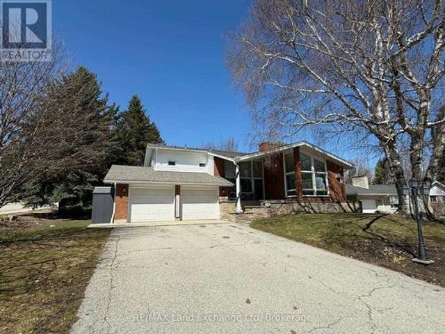 320 Summit Drive, North Huron Wingham, ON, N0G 2W0 house for sale | Listing ID X12992 | Royal LePage