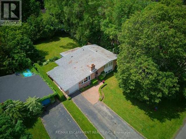 320 River Side Drive, Oakville, ON, L6K 3N4 house for sale | Listing ID W13474 | Royal LePage
