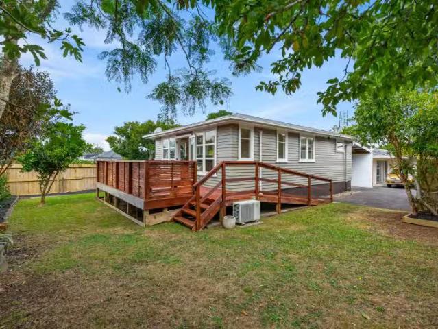 3/20 Waipani Road, Te Atatu Peninsula, Waitakere City