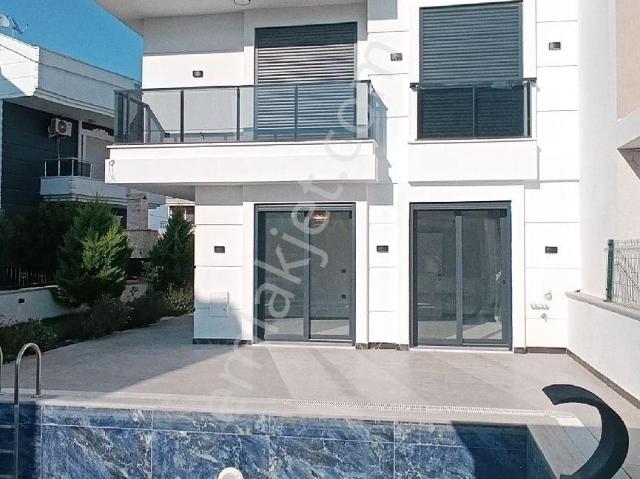 320m Bitişik Tek