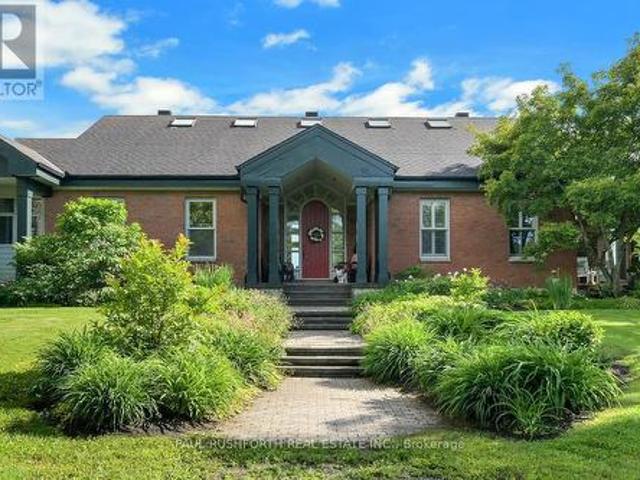 3215 Greenland Road, Ottawa, ON, K0A 1T0 house for sale | Listing ID X13461 | Royal LePage