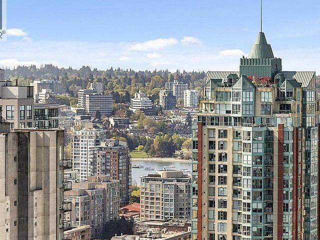3211 777 Richards Street Vancouver, British Columbia