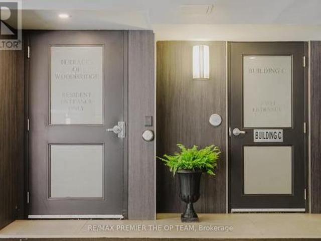 321 121 Woodbridge Avenue, Vaughan, ON, L4L 9E3 condo for sale | Listing ID N12243 | Royal LePage