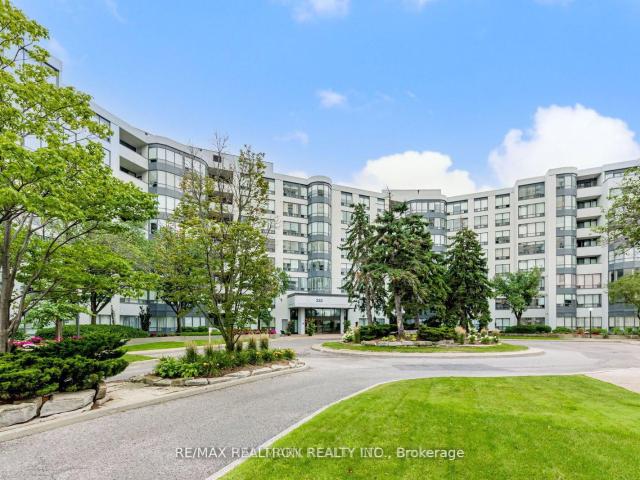 321 333 Clark Avenue W, Thornhill | 2+1Beds/2Bath, Condo, $3,950/mo | Condos. Ca