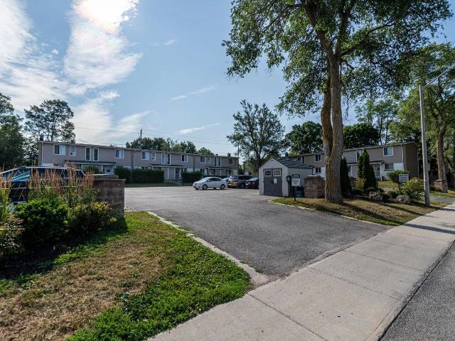 321 347 Yonge Street, Kingston, ON K7M 1G2 MetCap Living