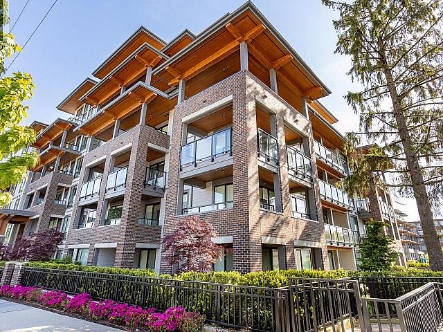 321 7599 15th Street Burnaby, British Columbia