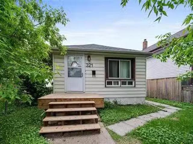 321 Berry St, Winnipeg, MB, R3J 1N4 house for sale Listing.