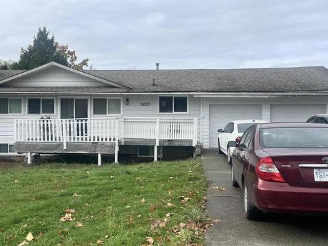 3227 A Street, Langley, BC, V4W 3J2 house for sale | Listing ID R2958 | Royal LePage