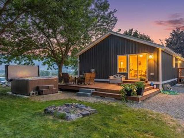 3227 Shuswap Road, Kamloops, BC, V2H 1T1 house for sale | Listing ID 10396 | Royal LePage