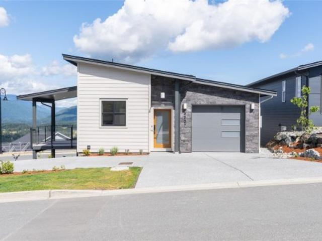 3227 Woodrush Dr, Duncan, BC, V9L 0J9 investment for sale | Listing ID 1041 | Royal LePage
