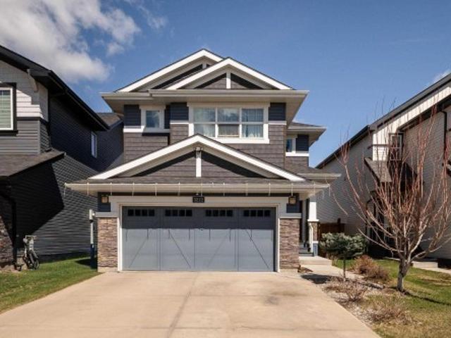 3222 Chernowski Way, Edmonton, AB, T6W 4G4 house for sale | Listing ID E4493 | Royal LePage