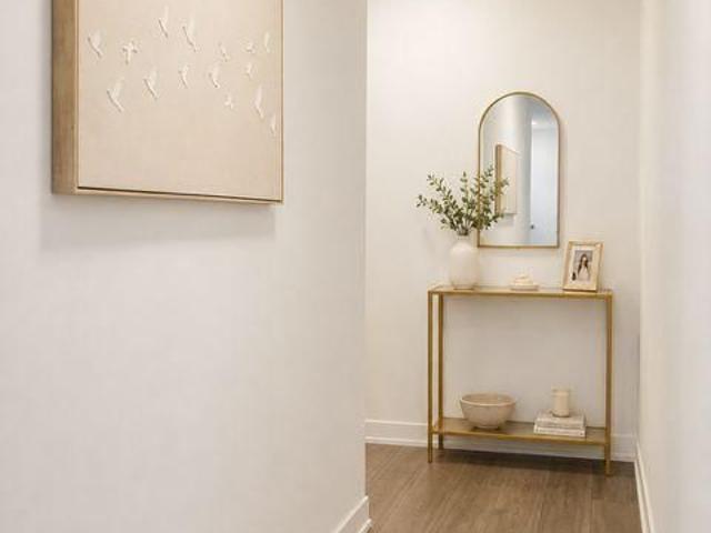 322 8 Yonge Street, Richmond Hill | 2Beds/2Bath, Condo, $588,888 | Condos. Ca