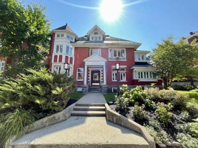 322 Frank Street