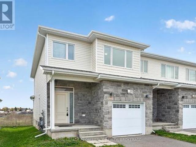 322 Holden Street, Kingston City Northwest, ON, K7P 0M4 house for sale | Listing ID X13094 | Royal LePage