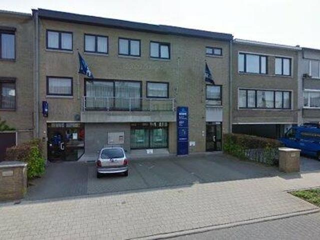 322 m2 office space for rent in Edegem