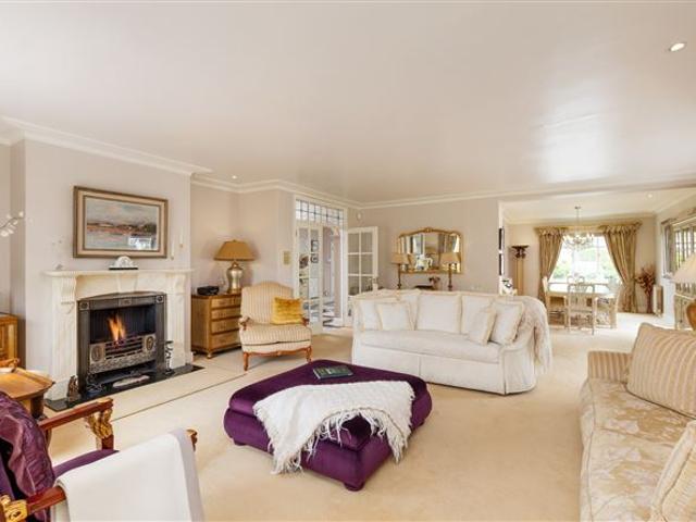 32/34 The Rise, Malahide, Co. Dublin Sherry FitzGerald Malahide 4796 MyHome. Ie Residential