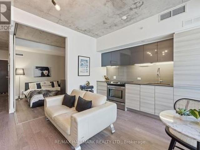 323 1 Dundas Street E, Toronto, ON, M4M 0C5 condo for sale | Listing ID E13542 | Royal LePage