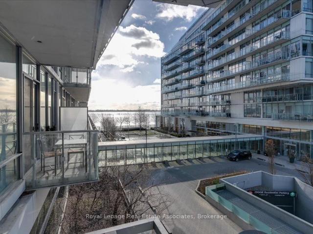 323 29 Queens Quay E, Toronto | Terminated, C12299 | Condos. Ca