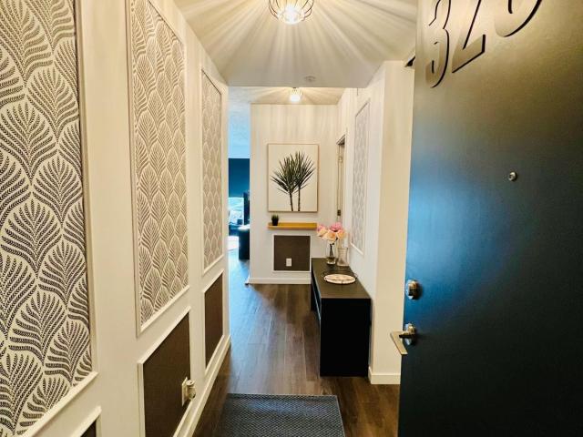 323 7 Smith Crescent, Toronto | 2Beds/1Bath, Condo, $3,000/mo | Condos. Ca