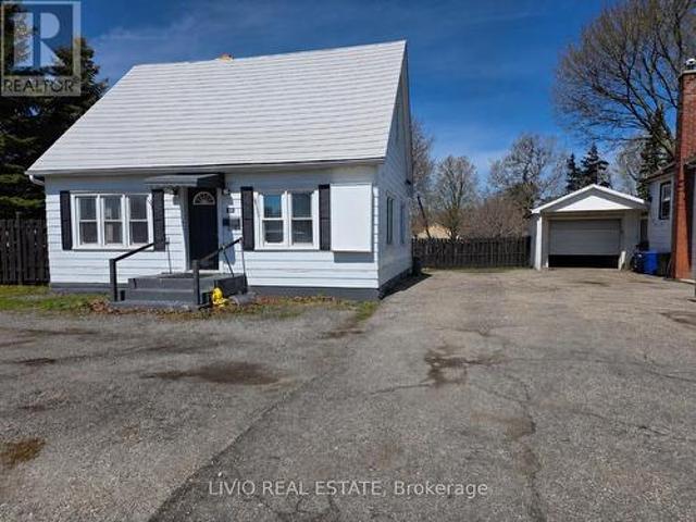 323 Queen Street E, Halton Hills, ON, L7J 1R1 house for lease | Listing ID W13223 | Royal LePage