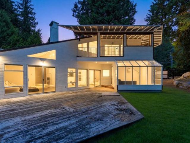 3249 Street, Surrey, BC, V4P 1K7 house for sale | Listing ID R3147 | Royal LePage