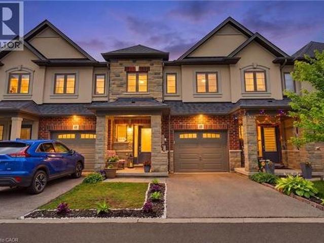 324 Equestrian Way Unit# 49, Cambridge, ON, N3E 0E2 house for sale | Listing ID 40843 | Royal LePage