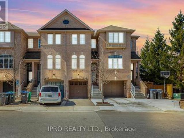 3259 Redpath Circle, Mississauga, ON, L5N 8R3 house for sale | Listing ID W12108 | Royal LePage