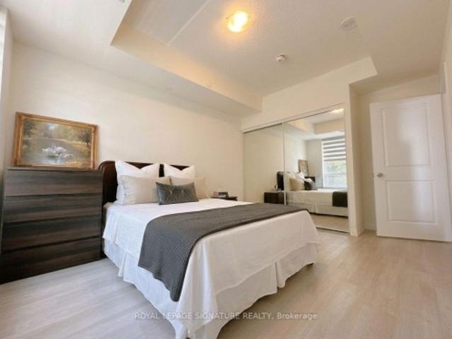 325 3 Sheppard Avenue E, Toronto, ON, M1T 0B3 condo for sale | Listing ID E13572 | Royal LePage