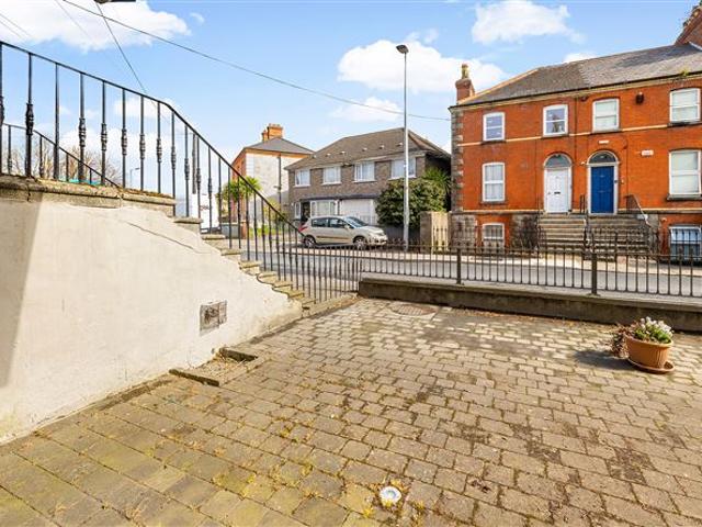325,000 | Apartment 2, Riverwood, Richmond Road, Drumcondra, Dublin 3 Liam Reilly Auctioneers 4994 MyHome. Ie Residential