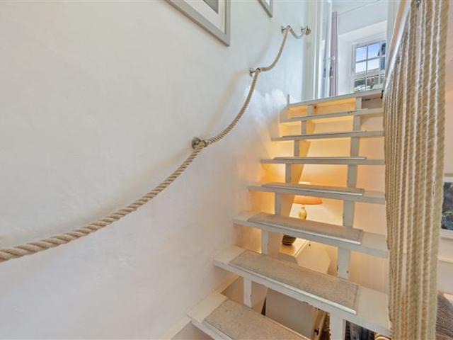325,000 | Pink Cottage, Newman's Mall, Kinsale, Co. Cork Bowe Property Kinsale 4996 MyHome. Ie Residential