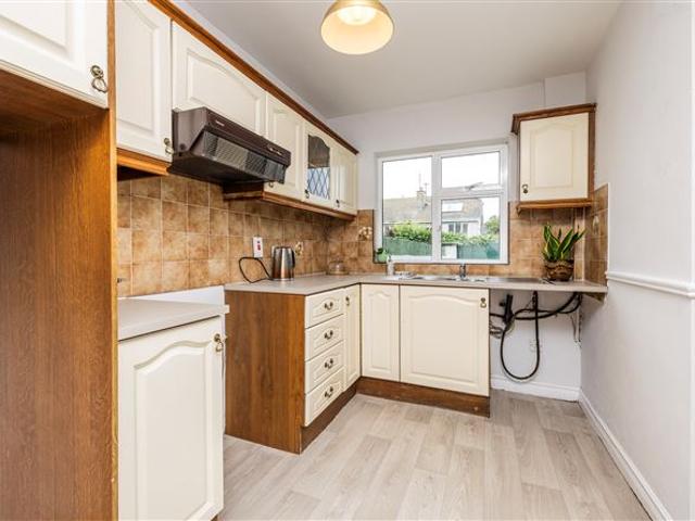 325,000 | 29 Lawless Terrace, Balbriggan, County Dublin EMG Property Consultants 5011 MyHome. Ie Residential