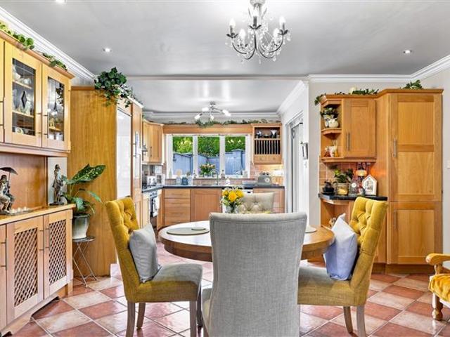 325,000 | 20 Sliabh Amharc, Enniscorthy, Co. Wexford Sherry FitzGerald O'Leary Kinsella 5018 MyHome. Ie Residential