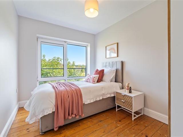 325,000 | 22 Lios Na Greine, South Douglas Road, Douglas, Cork ERA Downey McCarthy 5009 MyHome. Ie Residential